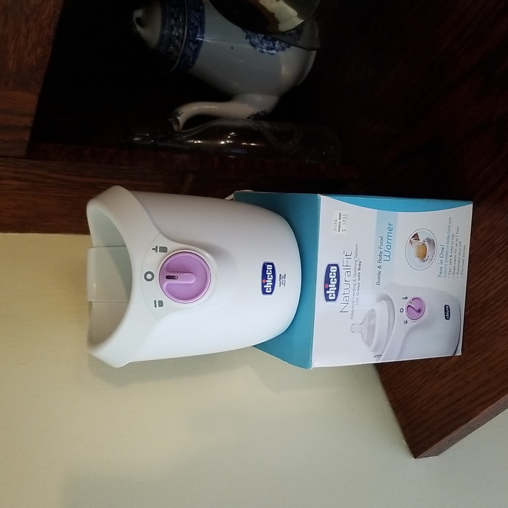 Bottle and baby food warmer